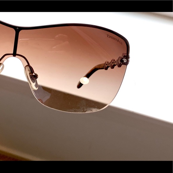 Tiffany & Co sunglasses - Picture 6 of 8